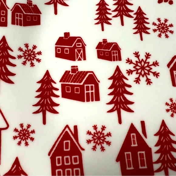 COPY - Set of 2 Dinner Plates 9.5” Red and White Winter Village - Picture 2 of 9